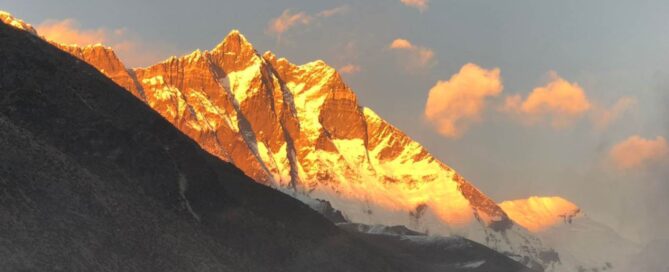 Everest base camp packing list