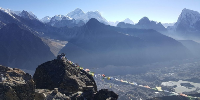 Gokyo lake trek