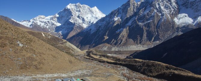 Manaslu Circuit Trek Guide