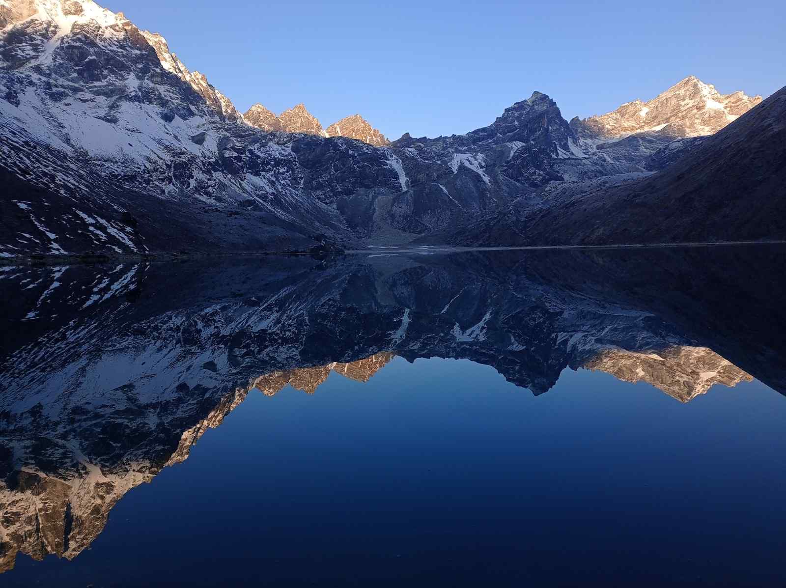 Gokyo-Lake-Trek-2